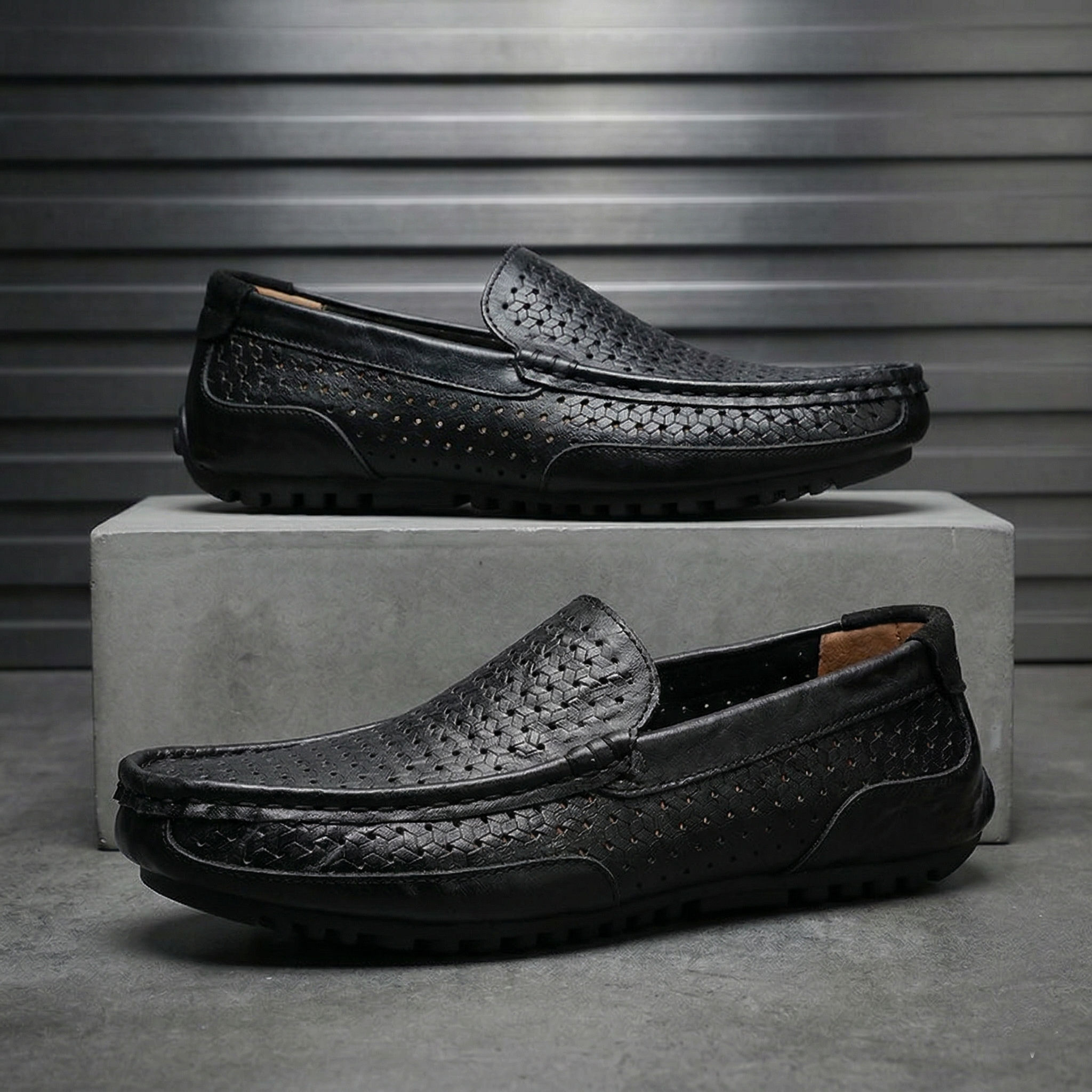 AIRFLOW LEATHER LOAFERS