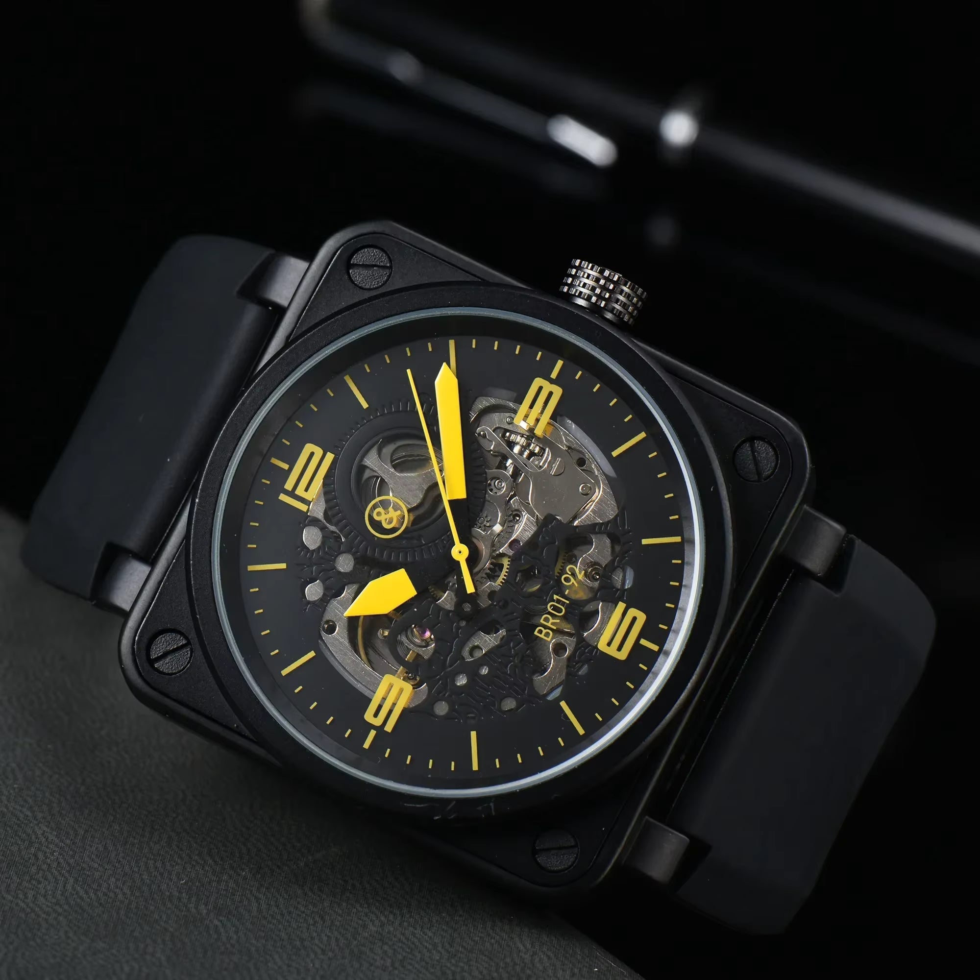 HOLLOW DIAL MECHANICAL WATCH
