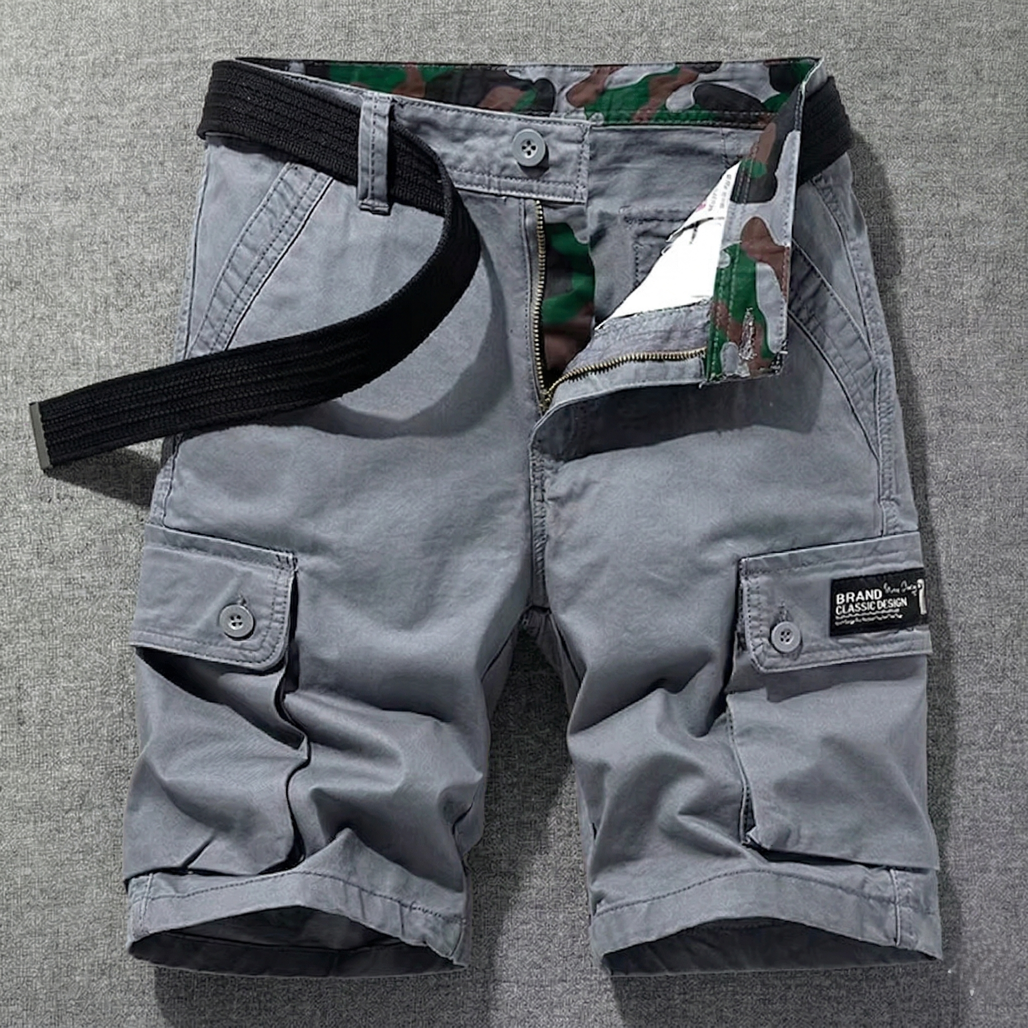 SPORTY CARGO SHORTS