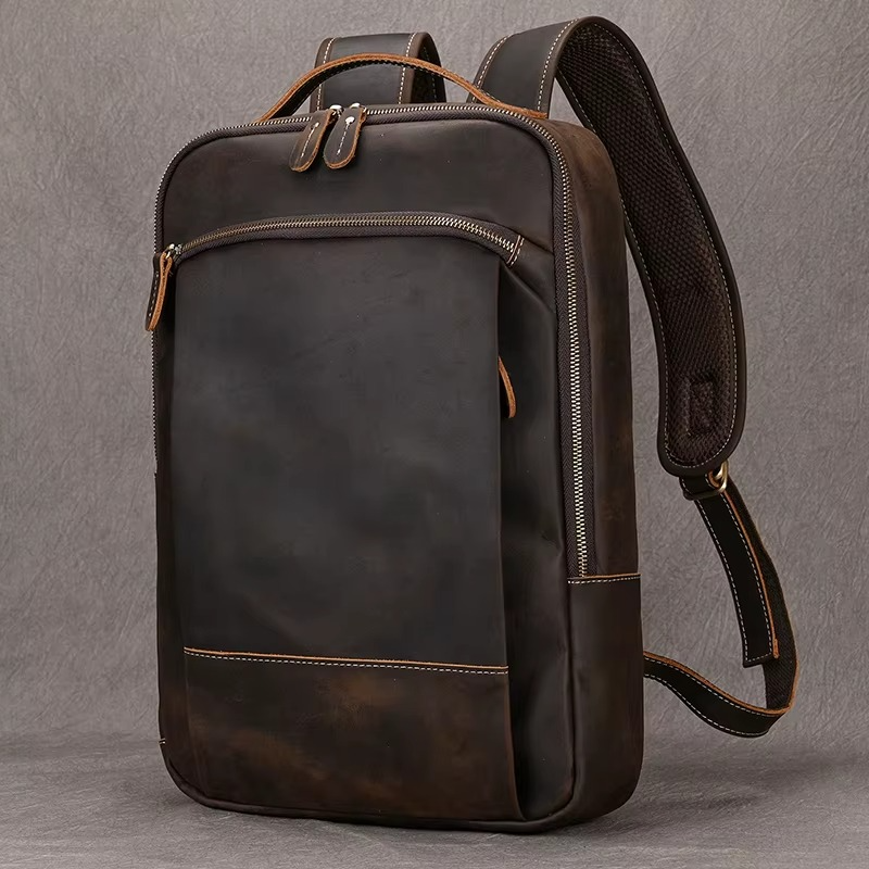 LEATHER TRAVEL BACKPACK