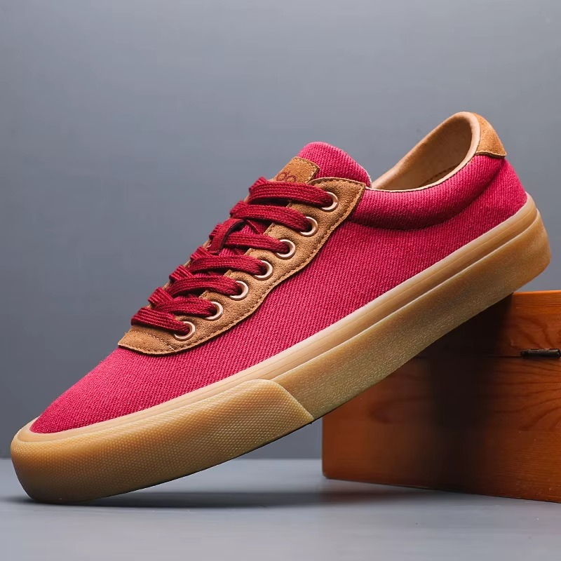 GUMSOLE LACE-UP SNEAKERS