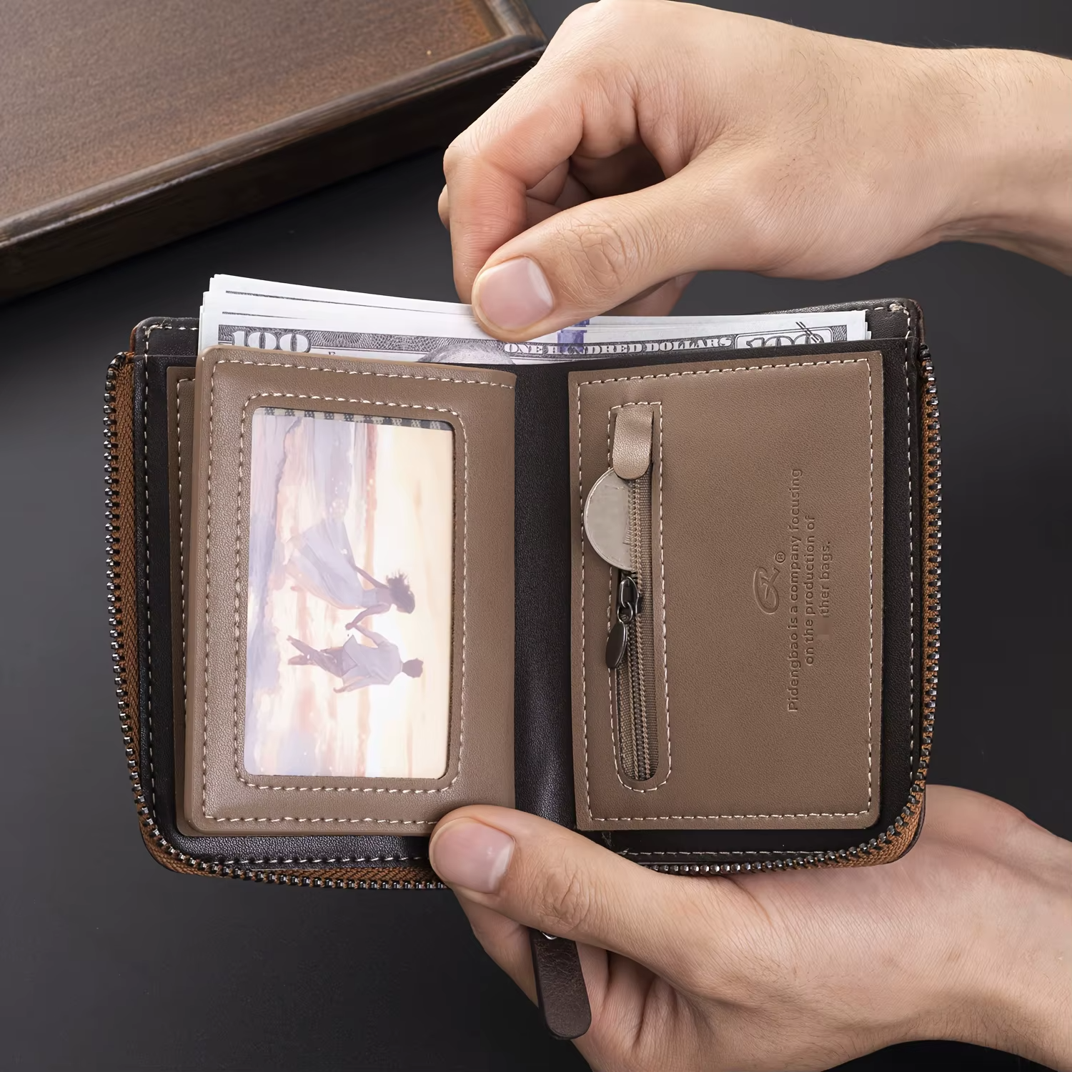 COMPACT CARD WALLET