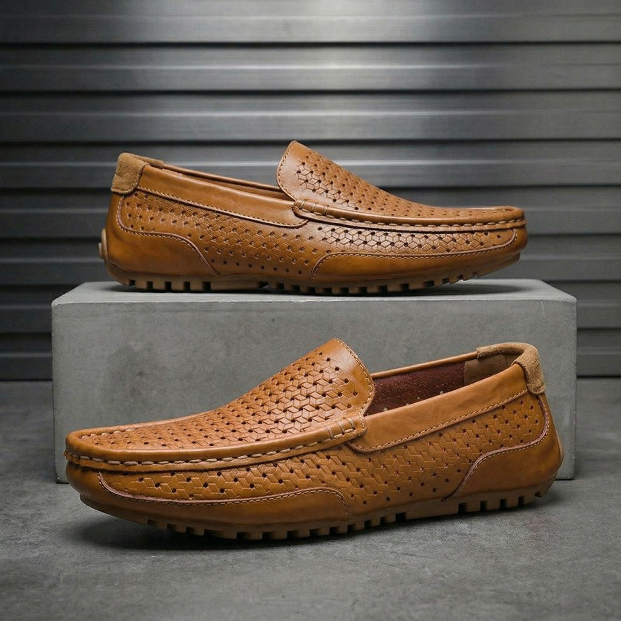 AIRFLOW LEATHER LOAFERS