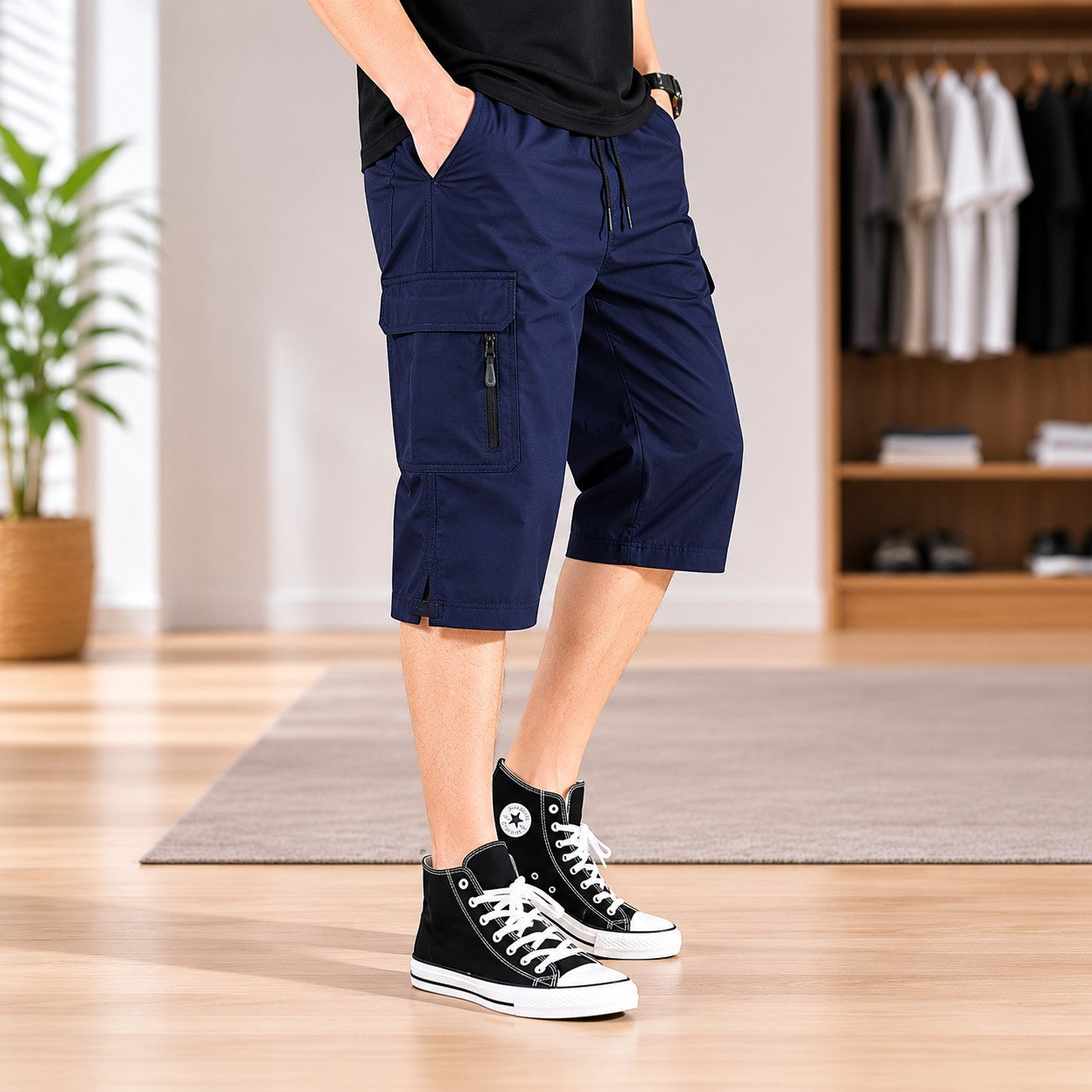 CARGO ELASTIC WAIST SHORTS