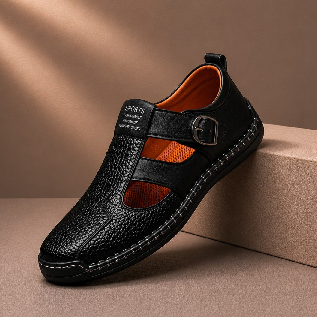 HANDSTITCHED LEATHER BUCKLE SANDAL