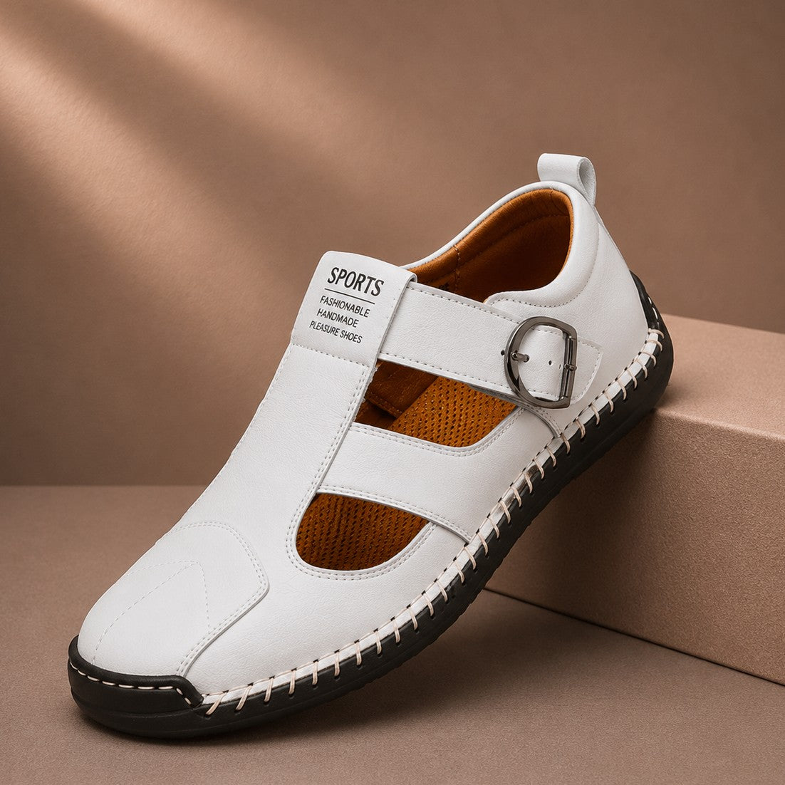 HANDSTITCHED LEATHER BUCKLE SANDAL