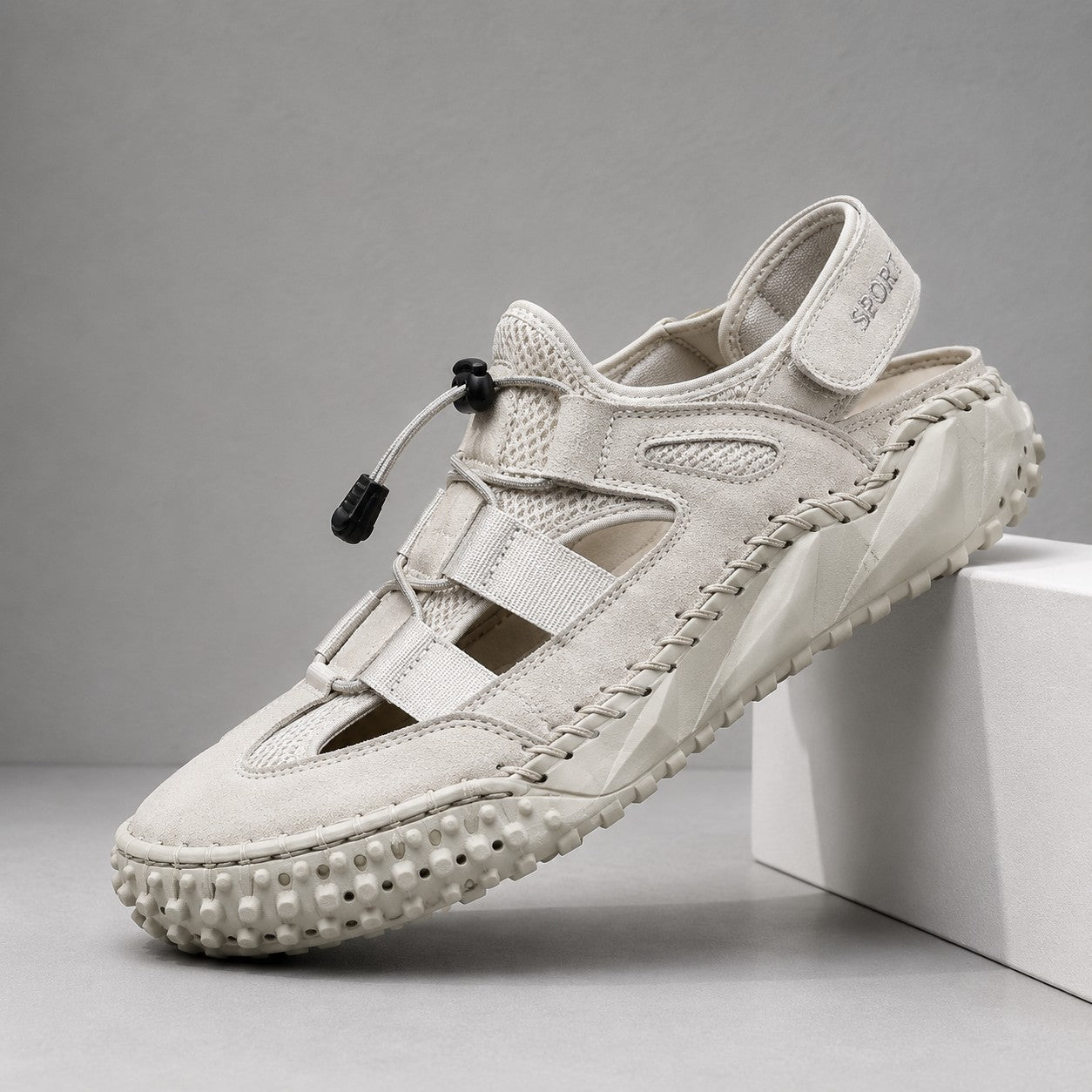 HAND STITCH MESH TRAIL SANDALS