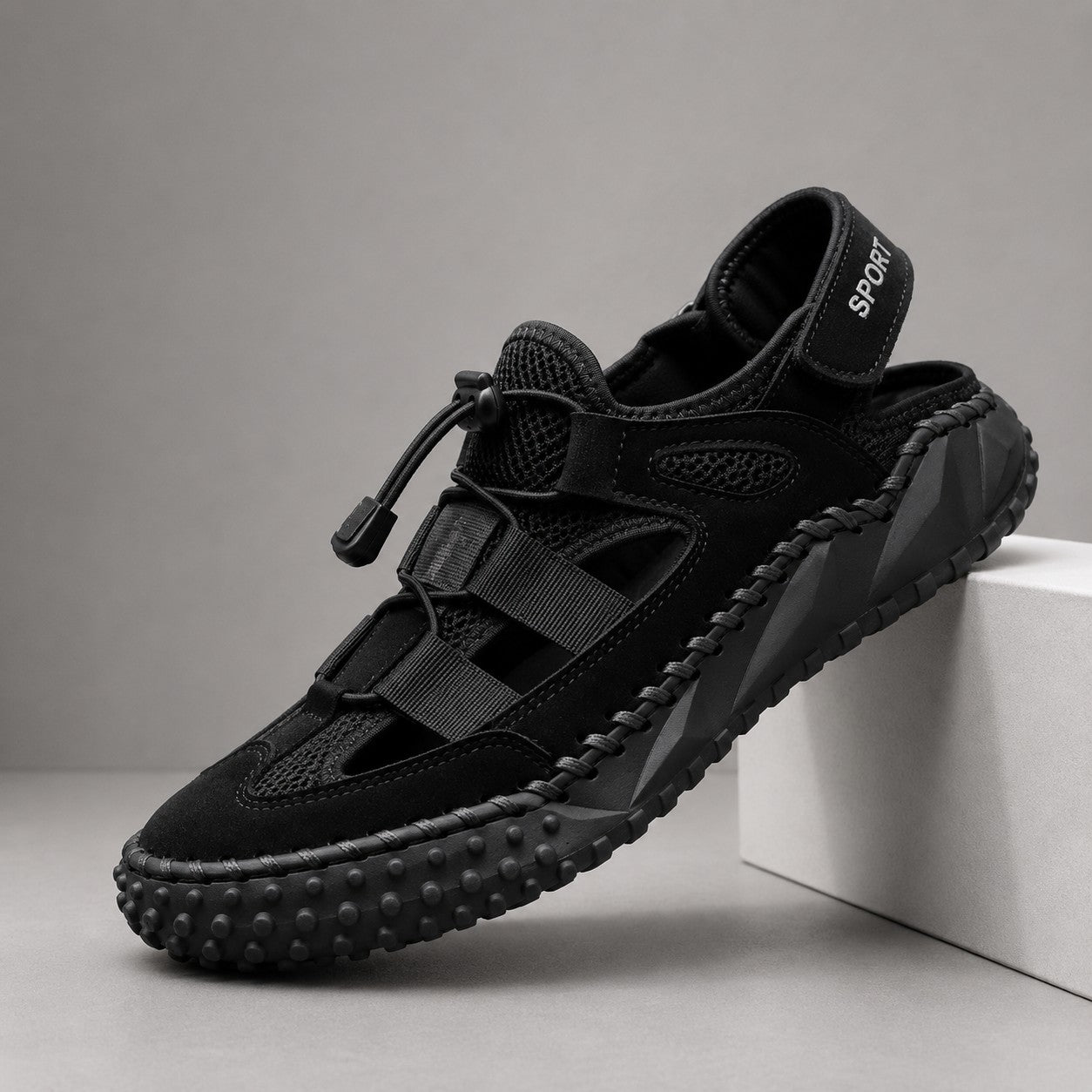 HAND STITCH MESH TRAIL SANDALS