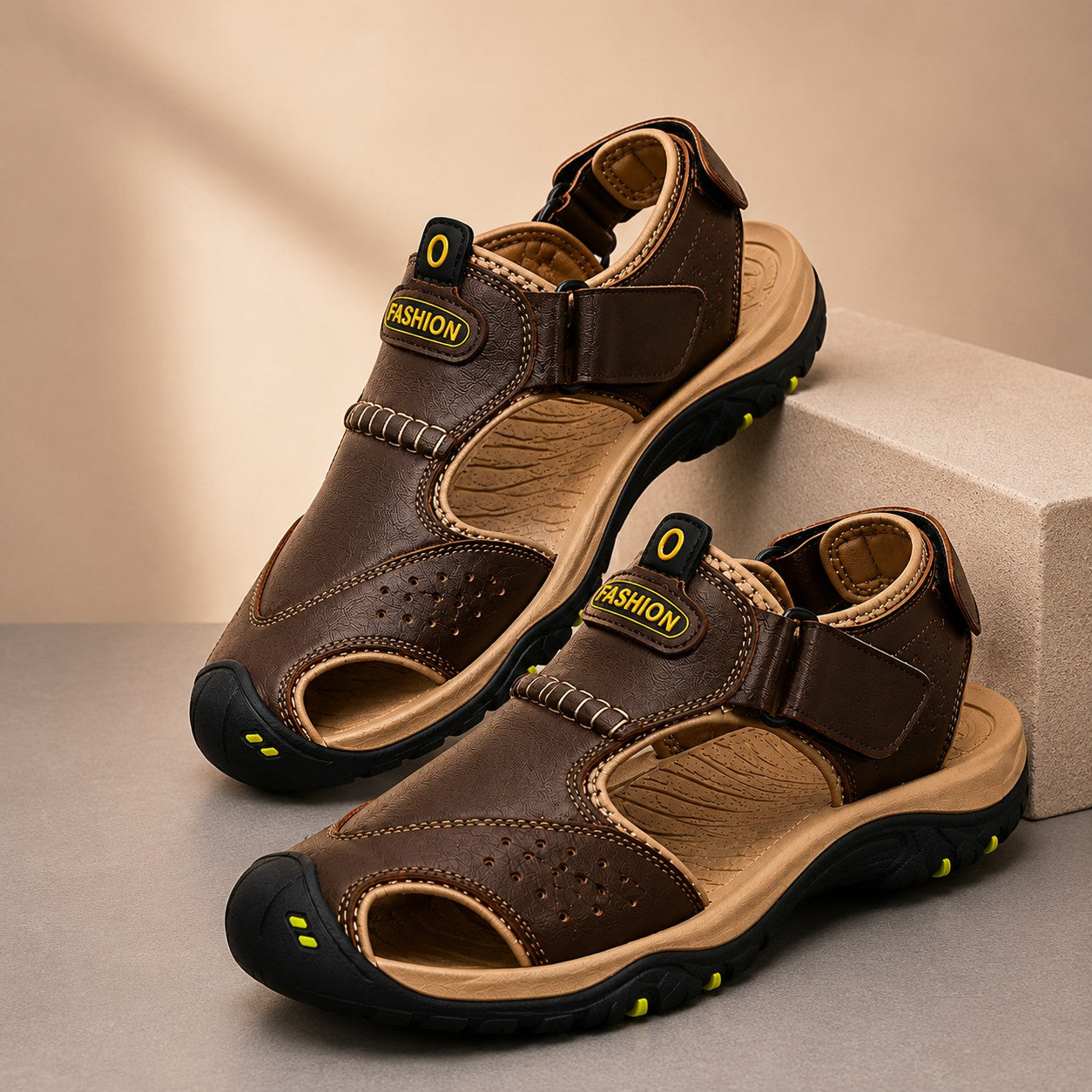 OUTDOOR STRAP LEATHER SANDAL