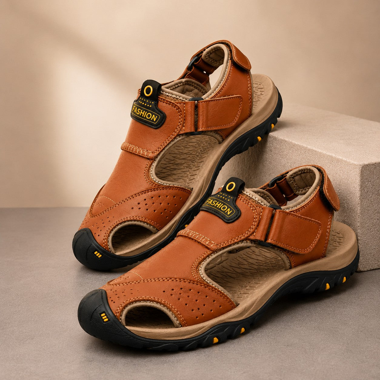 OUTDOOR STRAP LEATHER SANDAL