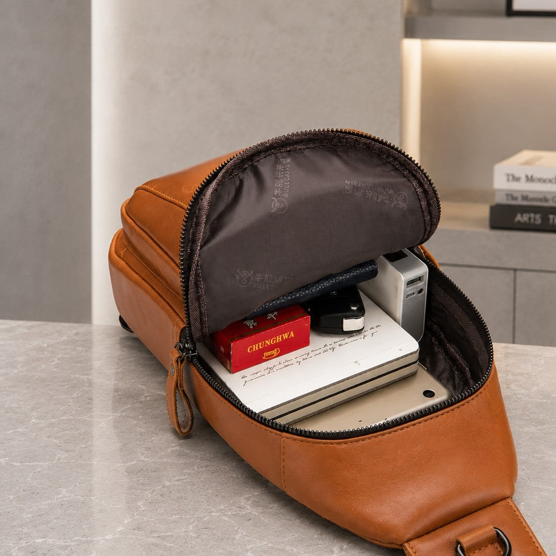 RUGGED HARDWARE CHEST BAG