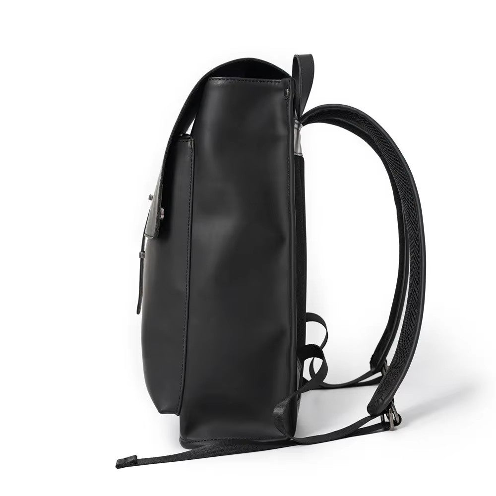 MONTCLAIR VOYAGER BACKPACK