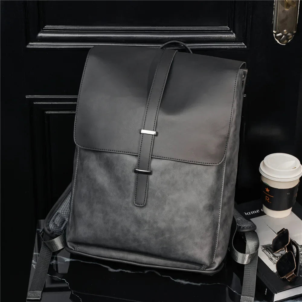 MONTCLAIR VOYAGER BACKPACK