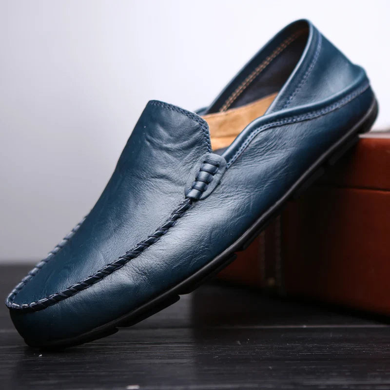 CLASSIC LEATHER LOAFERS