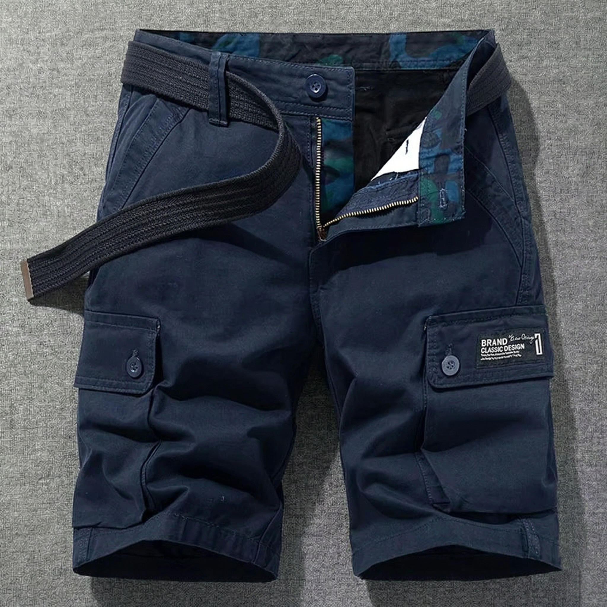 SPORTY CARGO SHORTS