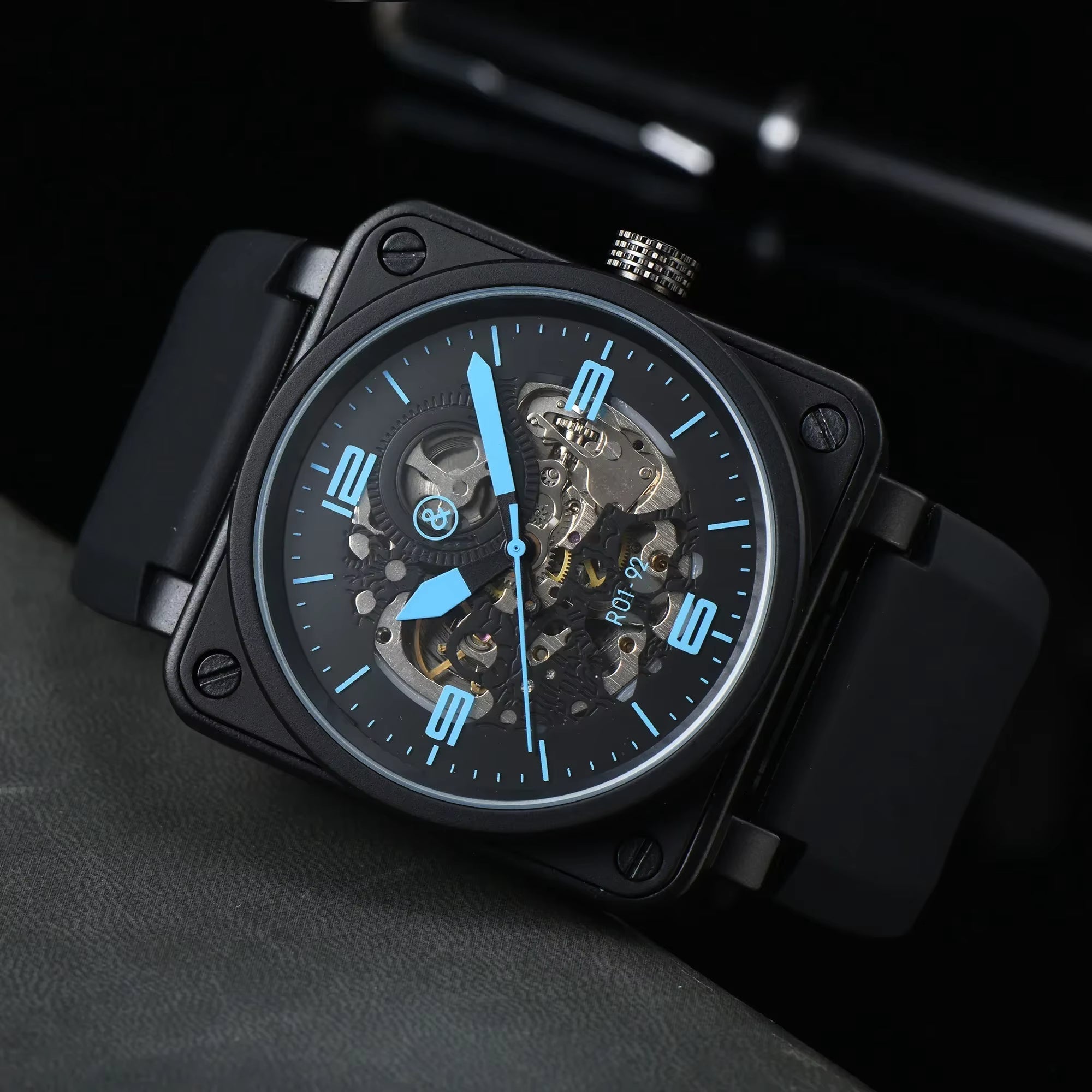 HOLLOW DIAL MECHANICAL WATCH