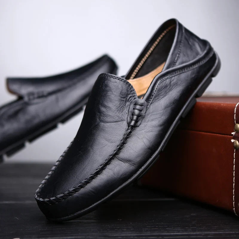 CLASSIC LEATHER LOAFERS
