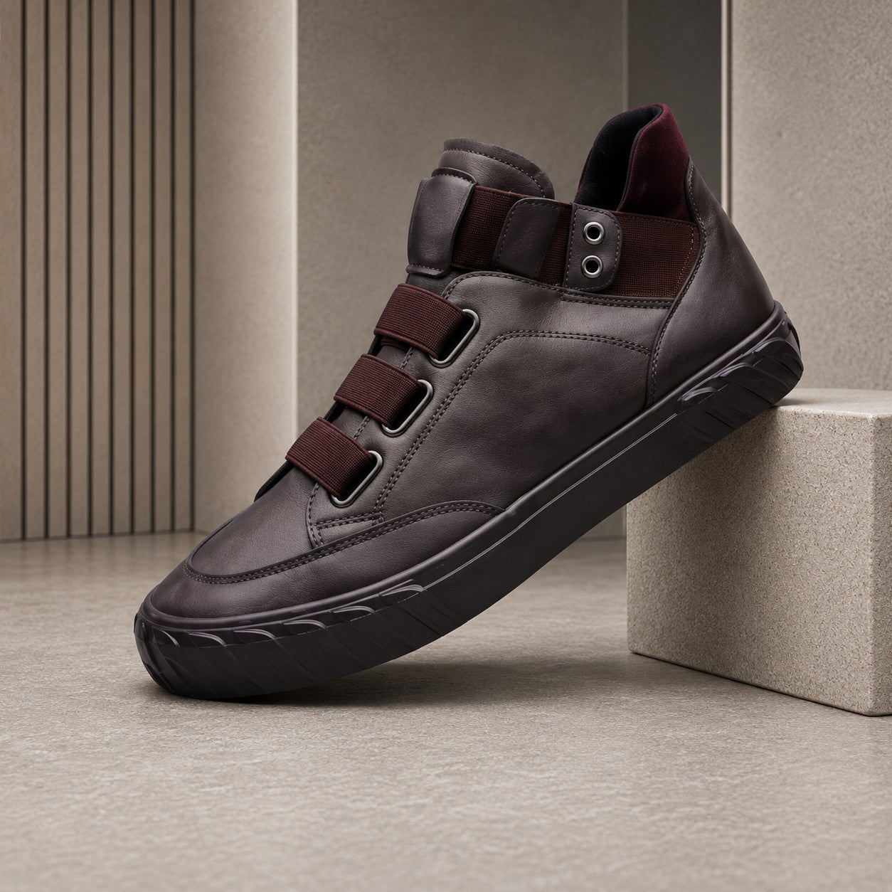 TRIPLE STRAP LEATHER SHOE