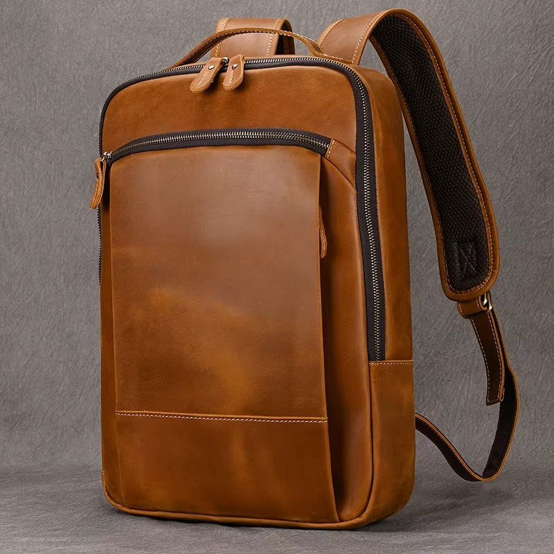 LEATHER TRAVEL BACKPACK