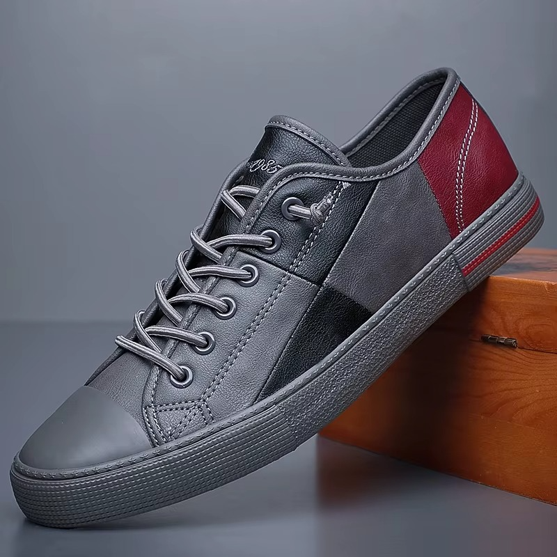 CLEAN LOW-TOP SHOES