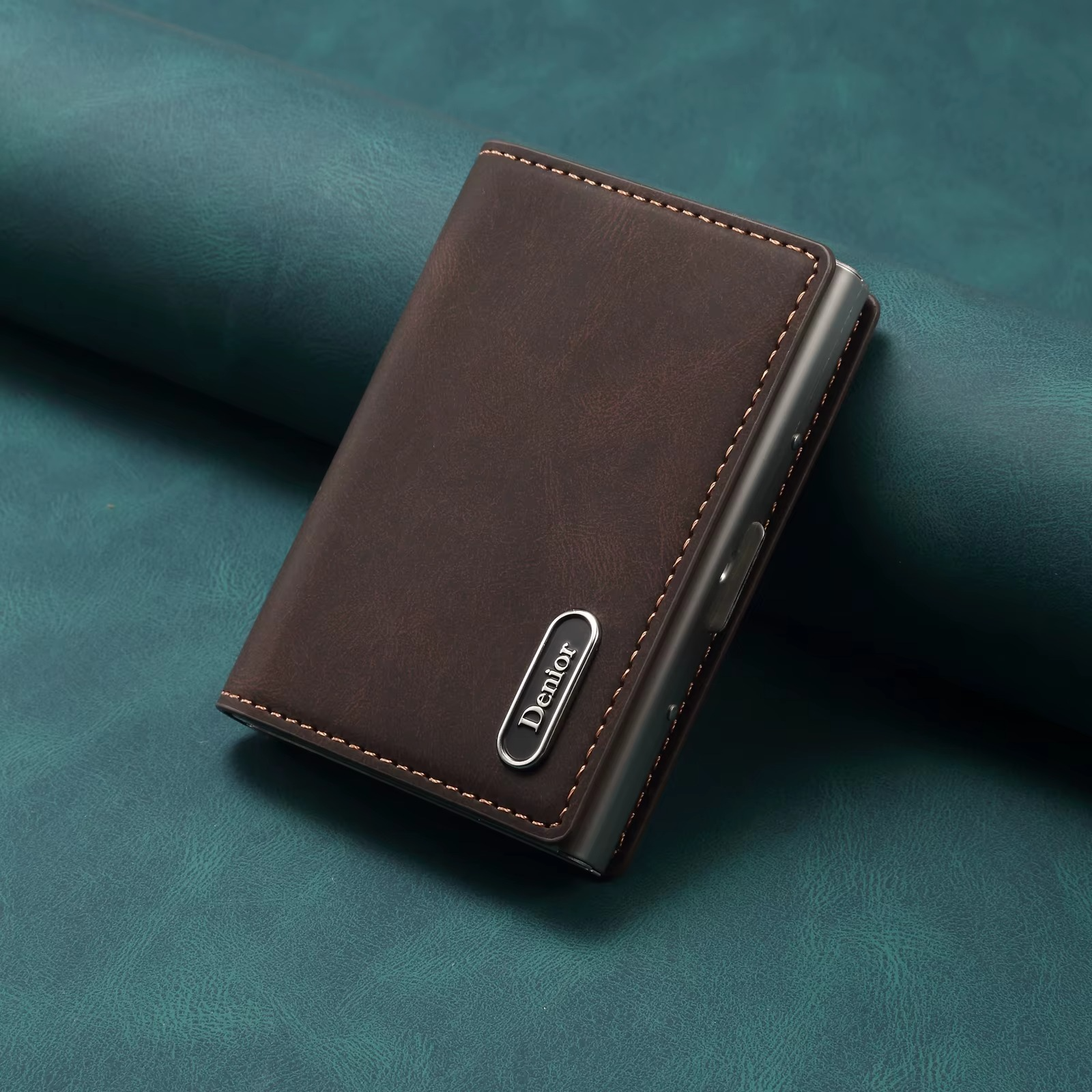 MAGSAFE POP-UP CARD WALLET