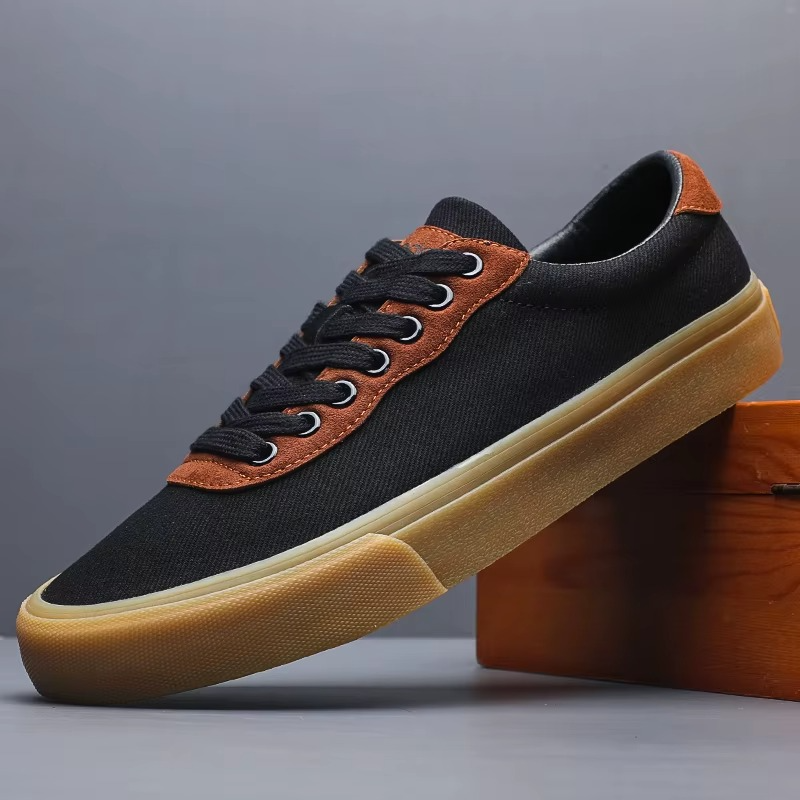 GUMSOLE LACE-UP SNEAKERS