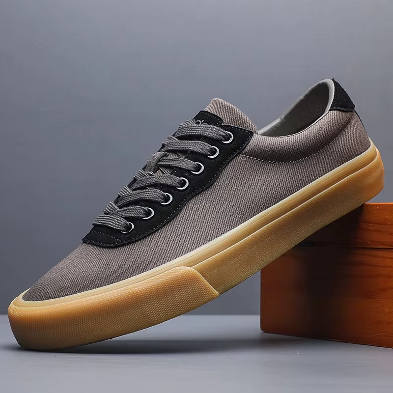 GUMSOLE LACE-UP SNEAKERS