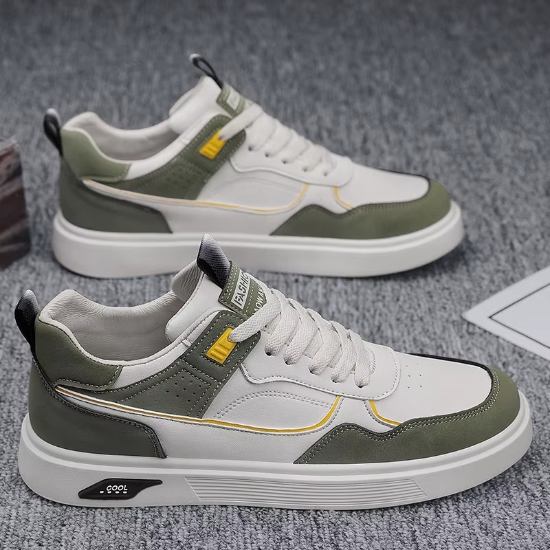 LOW TOP SKATE SNEAKERS
