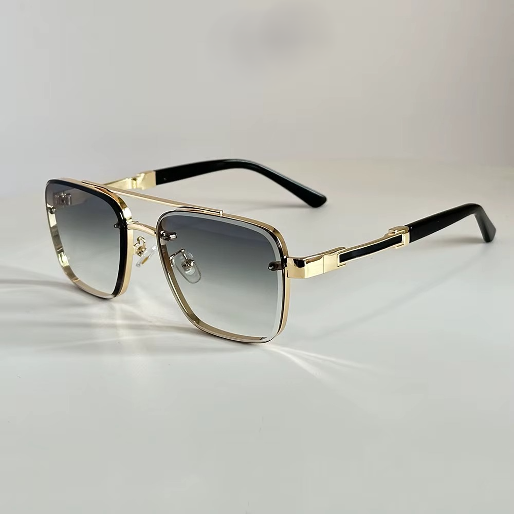 VACATION SQUARE SUNGLASSES