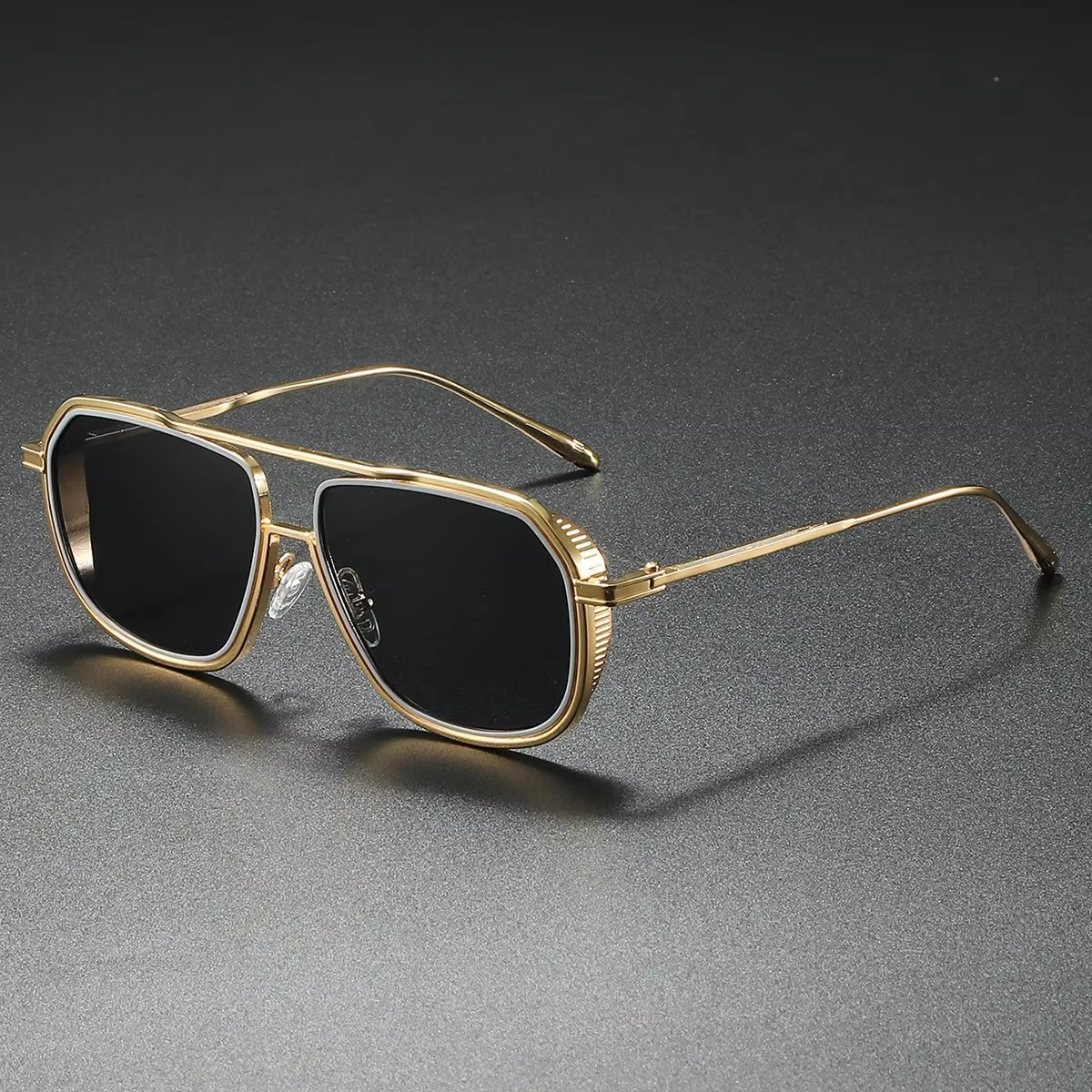 GRADIENT LENS SUNGLASSES