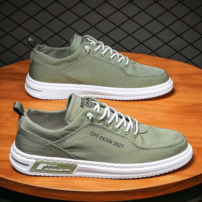 LIGHTWEIGHT STREET SNEAKERS