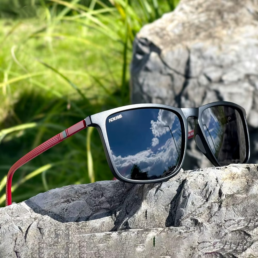 POLARIZED SPORT SUNGLASSES