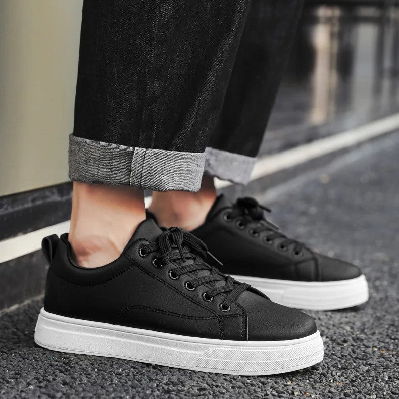 MINIMAL LACE-UP SHOES