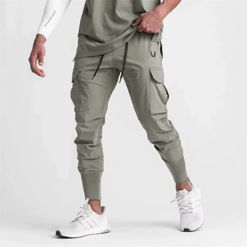 QUICK-DRY TRAINING PANTS
