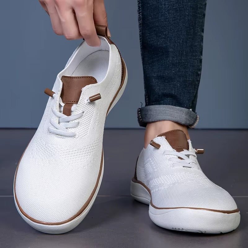 WIDE FIT WALKING SHOES
